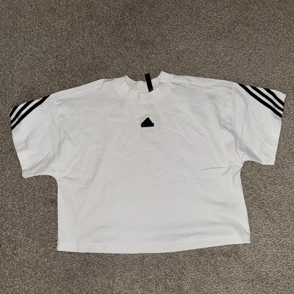 Adidas Short Sleeve Top - Picture 4 of 4